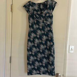 White House Black Market Dress Size 2
